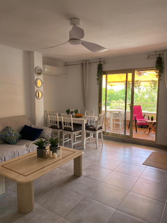 Apartamento Paradise Solo Familias غانديا المظهر الخارجي الصورة