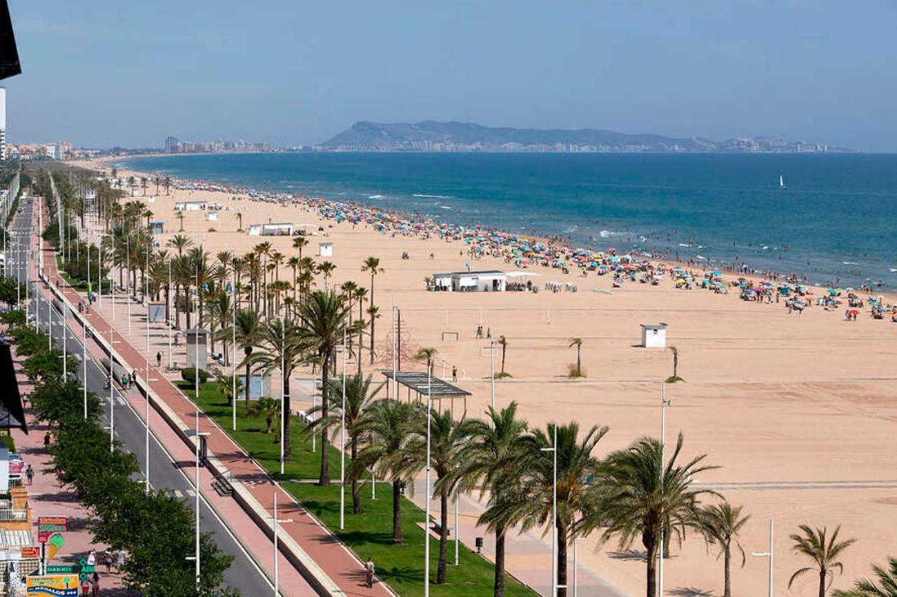 Apartamento Paradise Solo Familias غانديا المظهر الخارجي الصورة