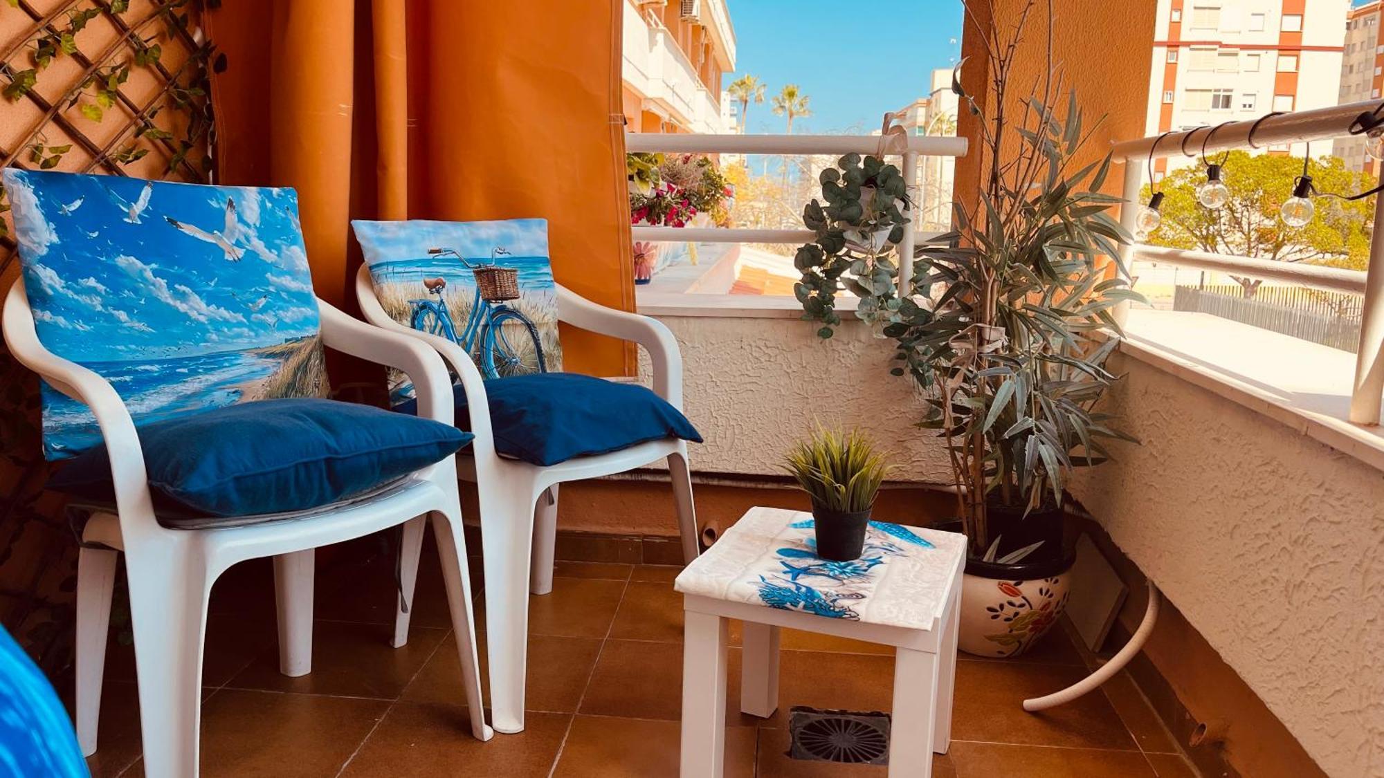 Apartamento Paradise Solo Familias غانديا المظهر الخارجي الصورة